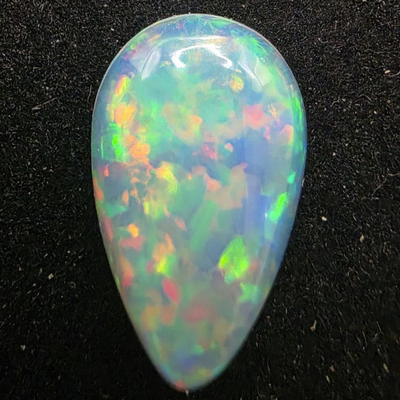 White Opal Ethiopian Welo, 6.85 ct pear polished, natural
