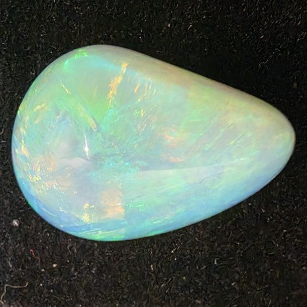 White Opal Ethiopian Welo, 9.45 ct pear polished, natural