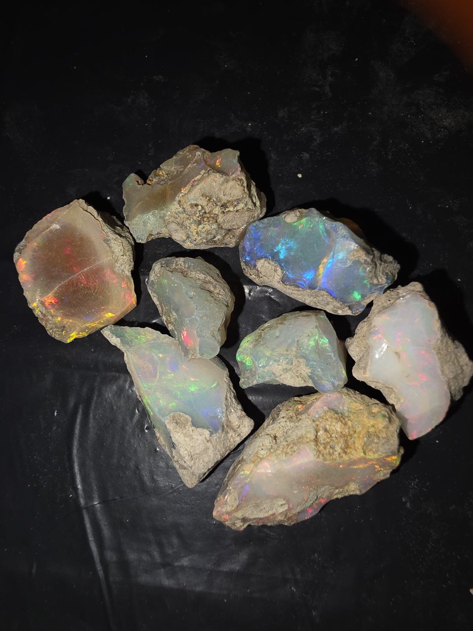 Micro-lot rough 8 stones Mixed Opal Ethiopian Welo, 111.5 ct rough, natural