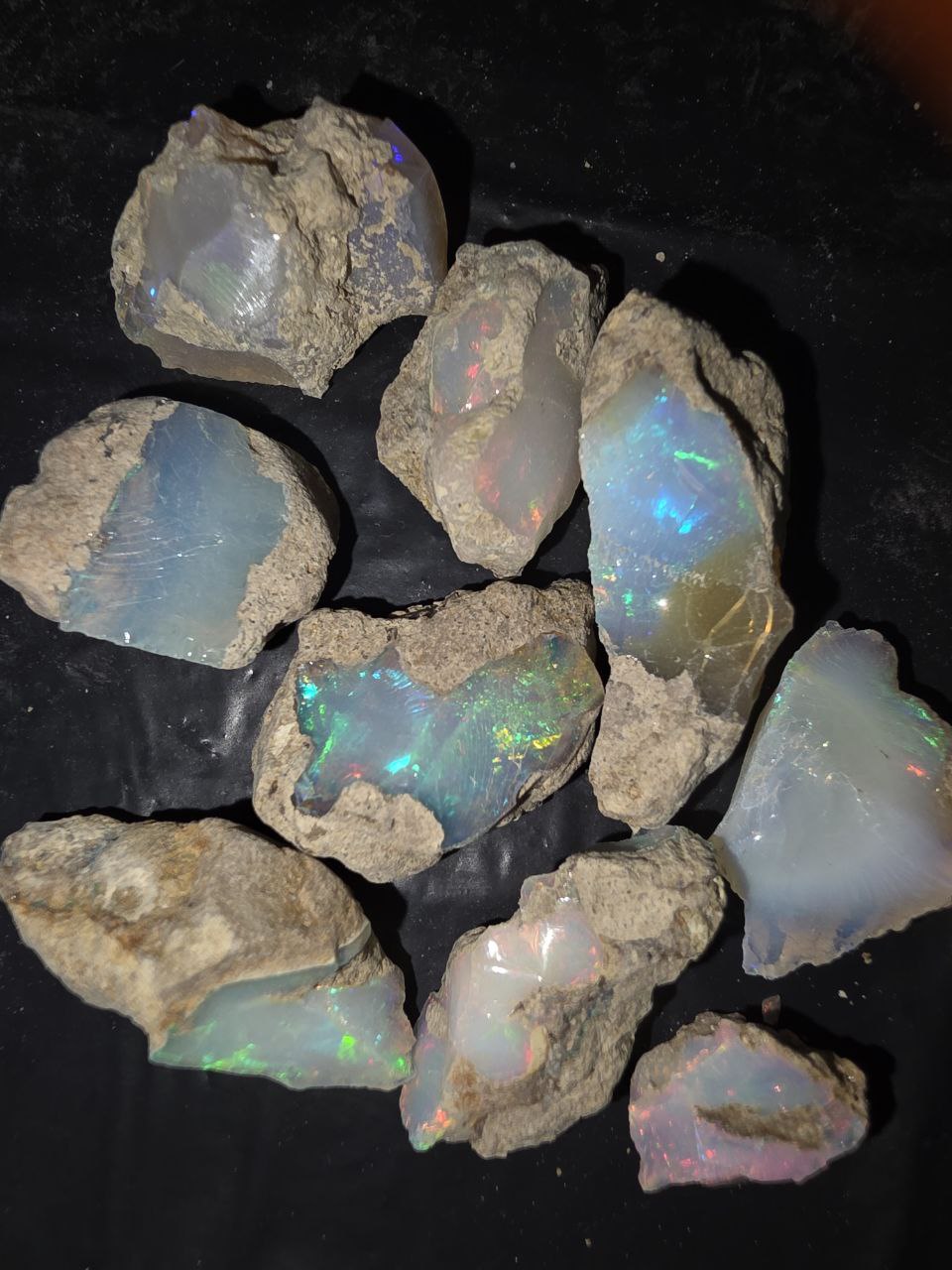 Micro-lot rough, 9 stones Mixed Opal Ethiopian Welo, 109.5 ct rough, natural