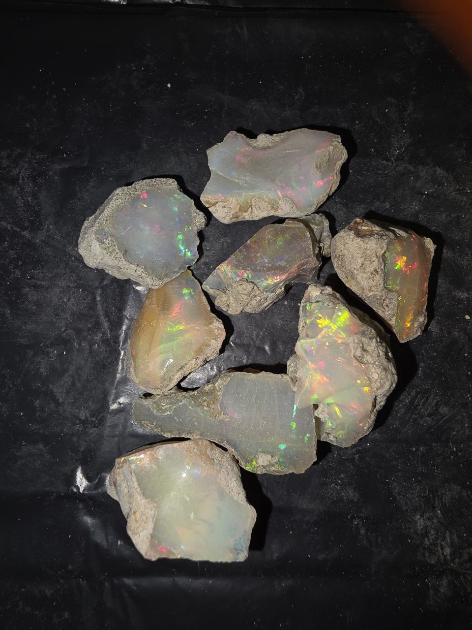 Micro-lot rough 7 stones Mixed Opal Ethiopian Welo, 116 ct rough, natural