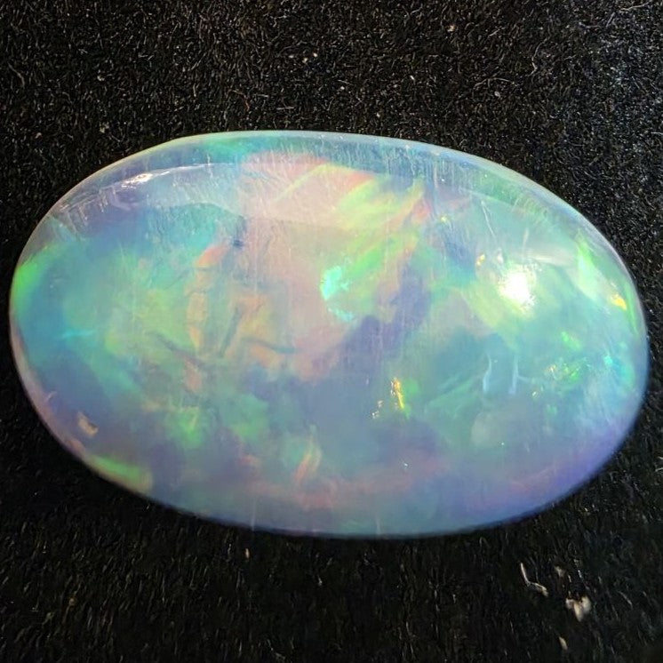 Crystal Opal Ethiopian Welo, 6.8 ct oval polished, natural