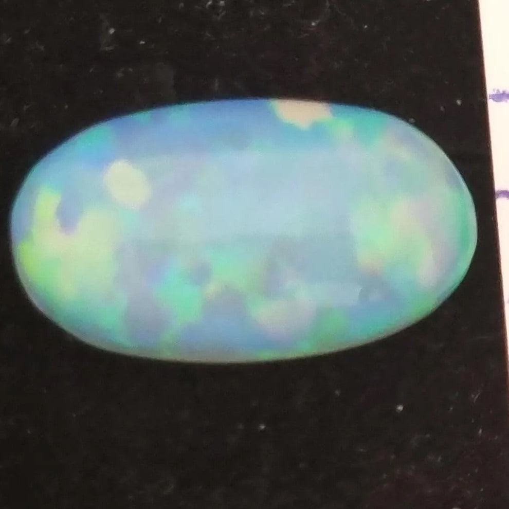 White Opal Ethiopian Welo, 5.5 ct oval polished, natural