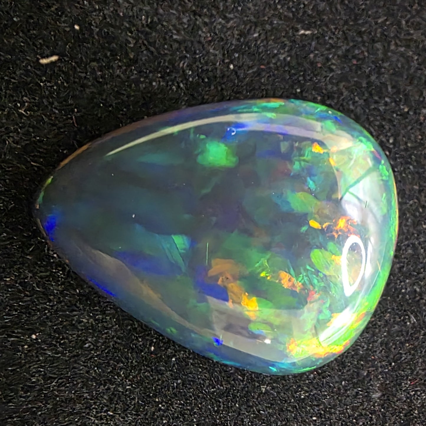 Black Opal special Ethiopian Welo, 8 ct pear polished, natural