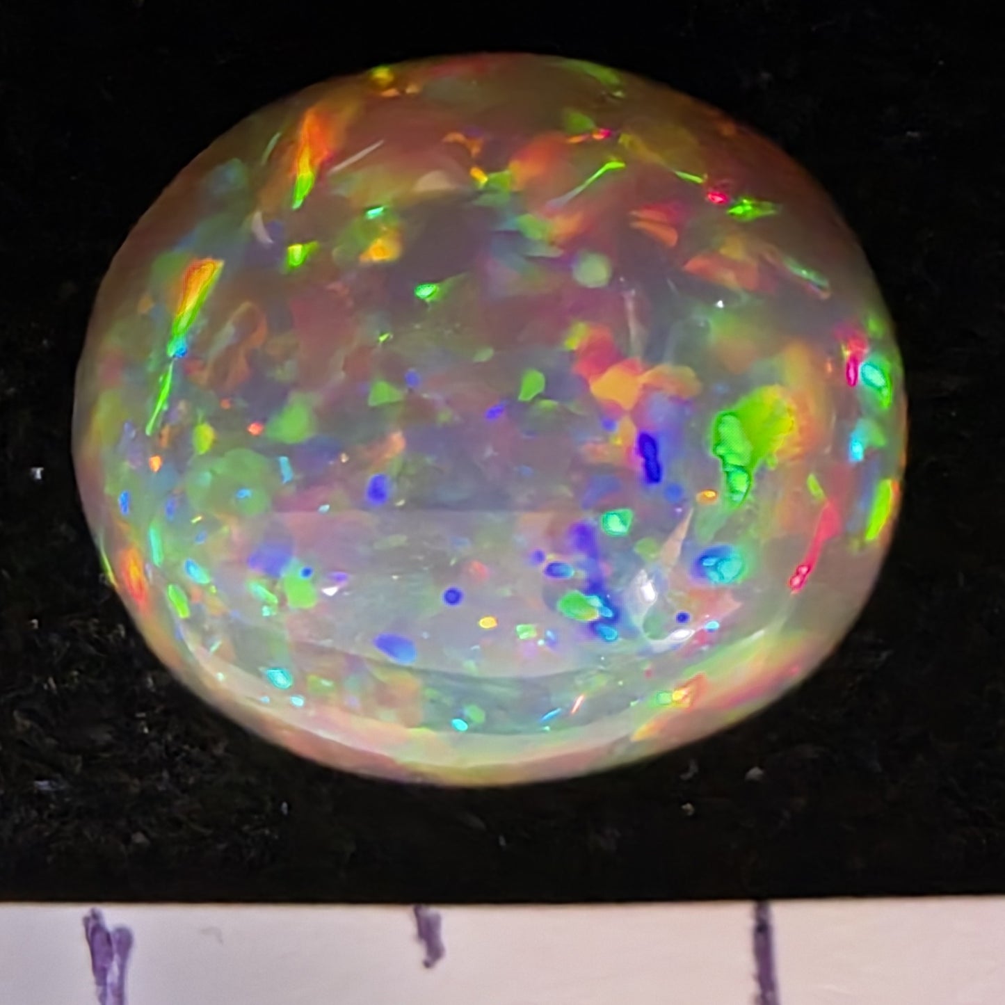 Perfect! Black Opal outstanding Ethiopian Welo, 5.45 ct oval polished, natural, intense Play-of-Colour