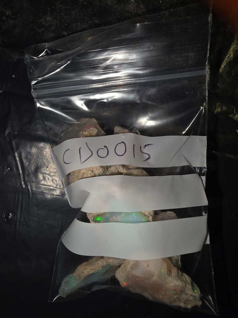 Micro-lot rough, 9 stones Mixed Opal Ethiopian Welo, 121 ct rough, natural