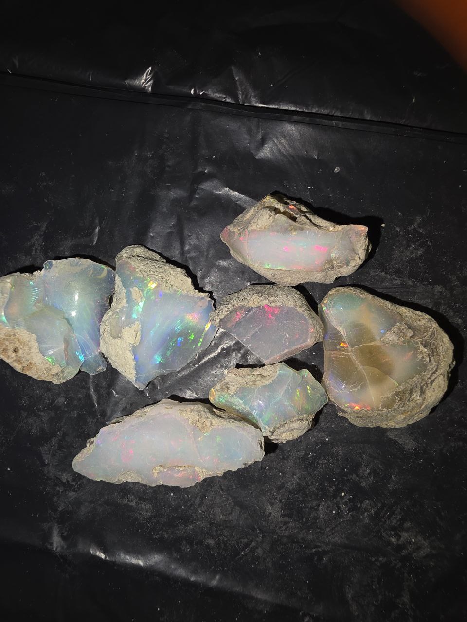 Micro-lot rough 7 stones Mixed Opal Ethiopian Welo, 108 ct rough, natural