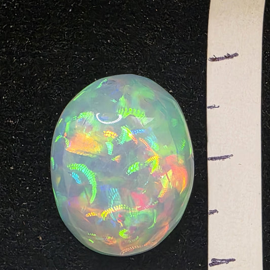 White Opal Ethiopian Welo, 8.5 ct oval polished, natural