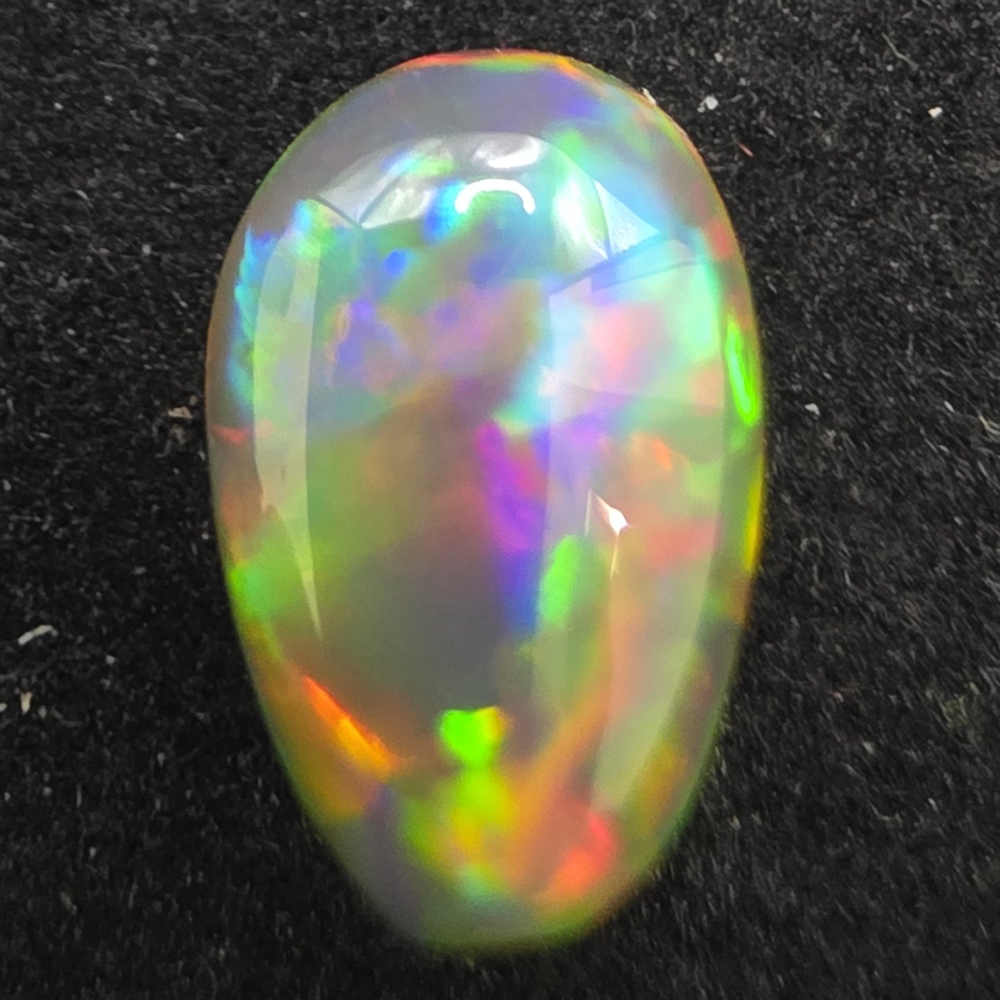Black Opal special Ethiopian Welo, 4 ct pear polished, natural