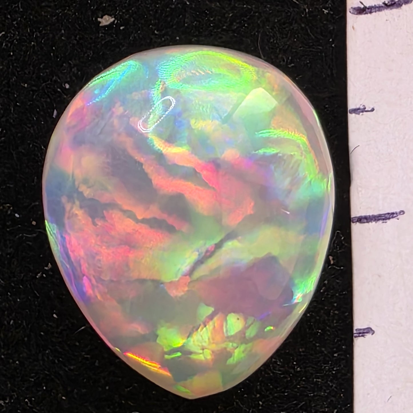 Crystal Opal special Ethiopian Welo, 7.25 ct pear polished, natural