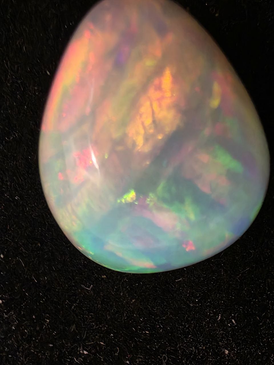 White Opal Ethiopian Welo, 7.35 ct pear polished, natural