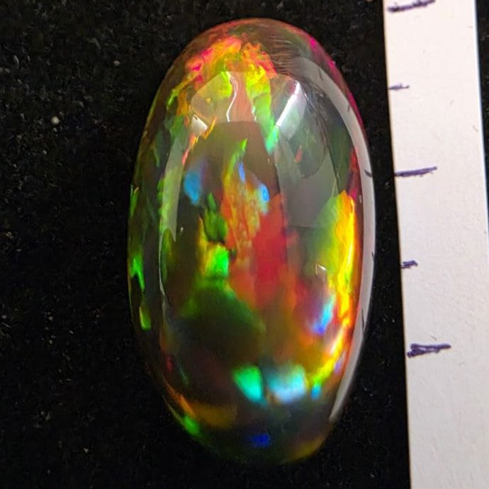 Perfect! Black Opal outstanding Ethiopian Welo, 19.45 ct oval polished, natural, intense Play-of-Colour