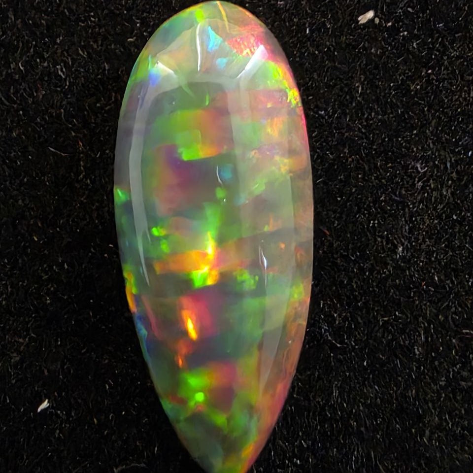 Perfect! Black Opal outstanding Ethiopian Welo, 3.45 ct pear polished, natural, intense Play-of-Colour