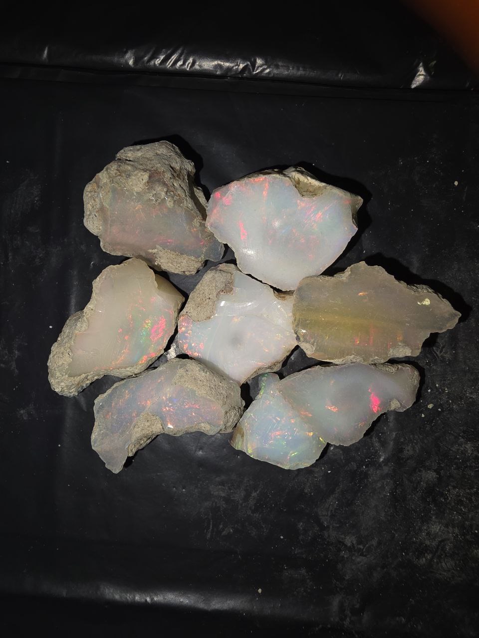 Micro-lot rough 8 stones Mixed Opal Ethiopian Welo, 89 ct rough, natural