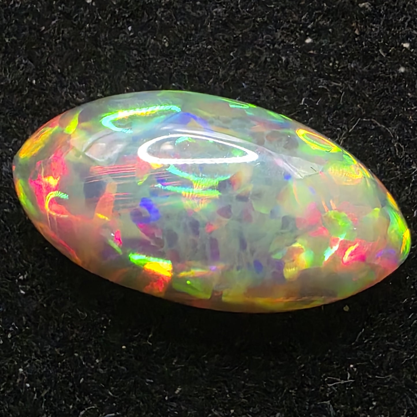 Black Opal special Ethiopian Welo, 3.45 ct oval polished, natural, intense Play-of-Colour