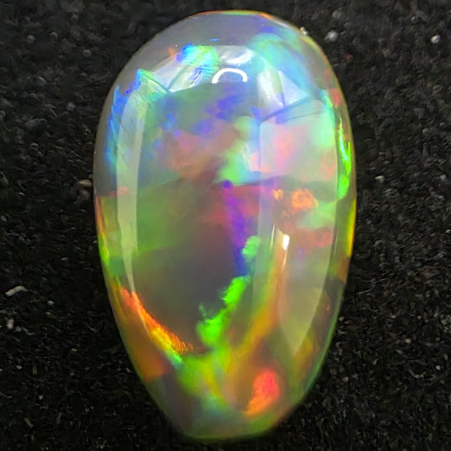 Black Opal special Ethiopian Welo, 4 ct pear polished, natural