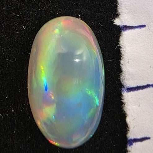 White Opal Ethiopian Welo, 5.95 ct oval polished, natural