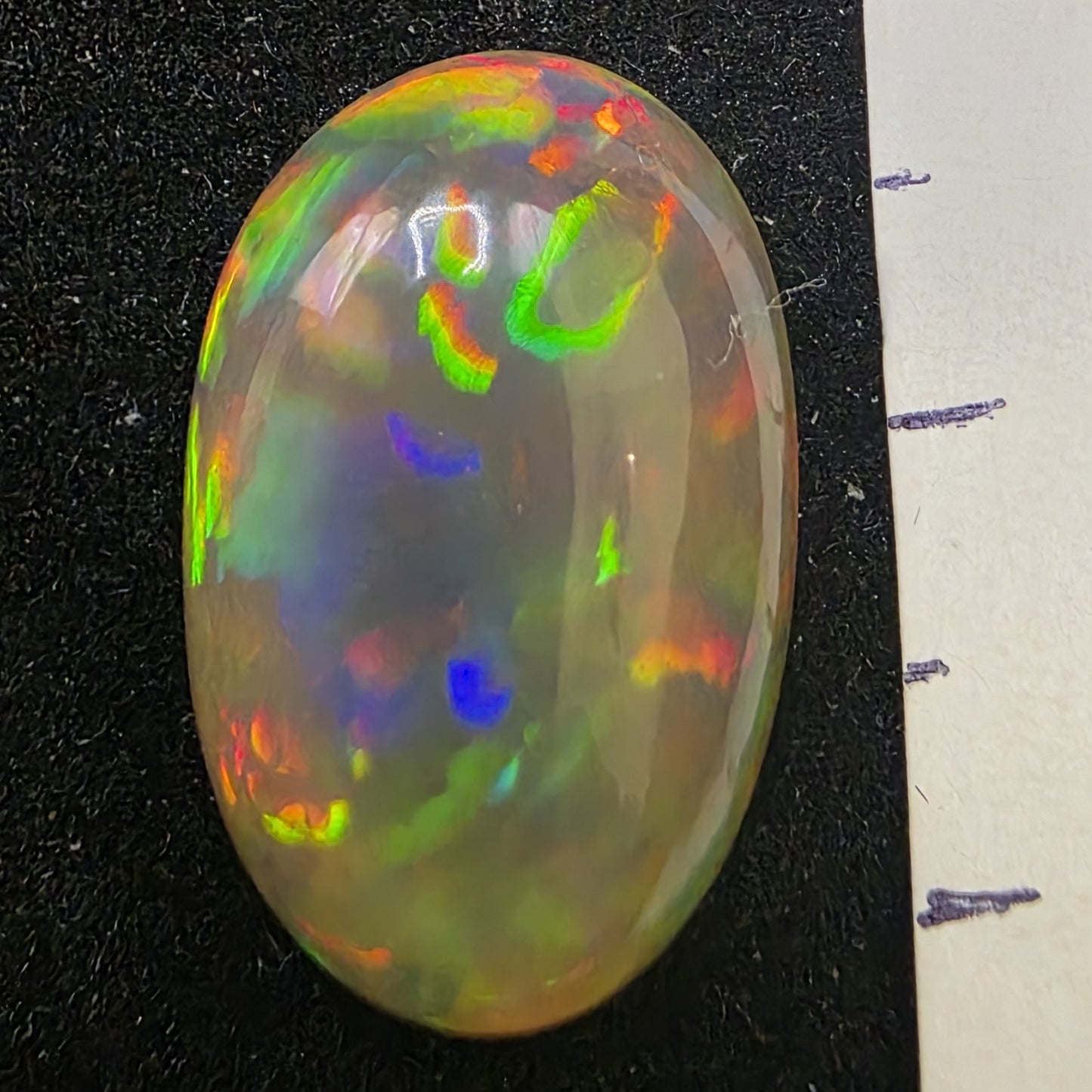 Honey Opal Ethiopian Welo, 9.25 ct oval polished, natural