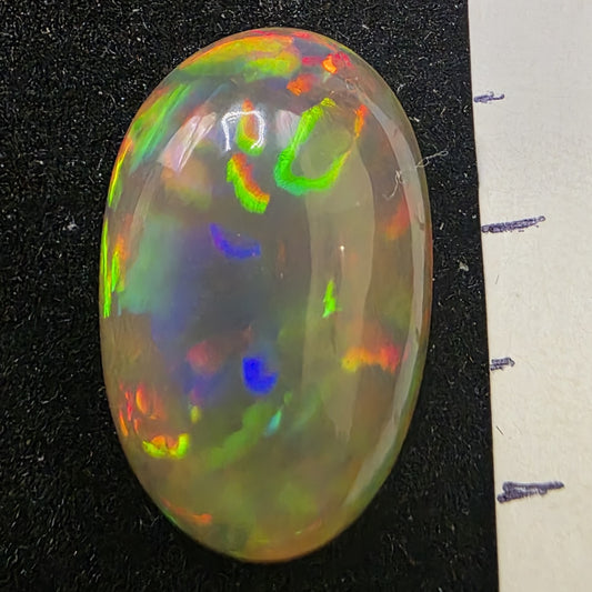 Honey Opal Ethiopian Welo, 9.25 ct oval polished, natural
