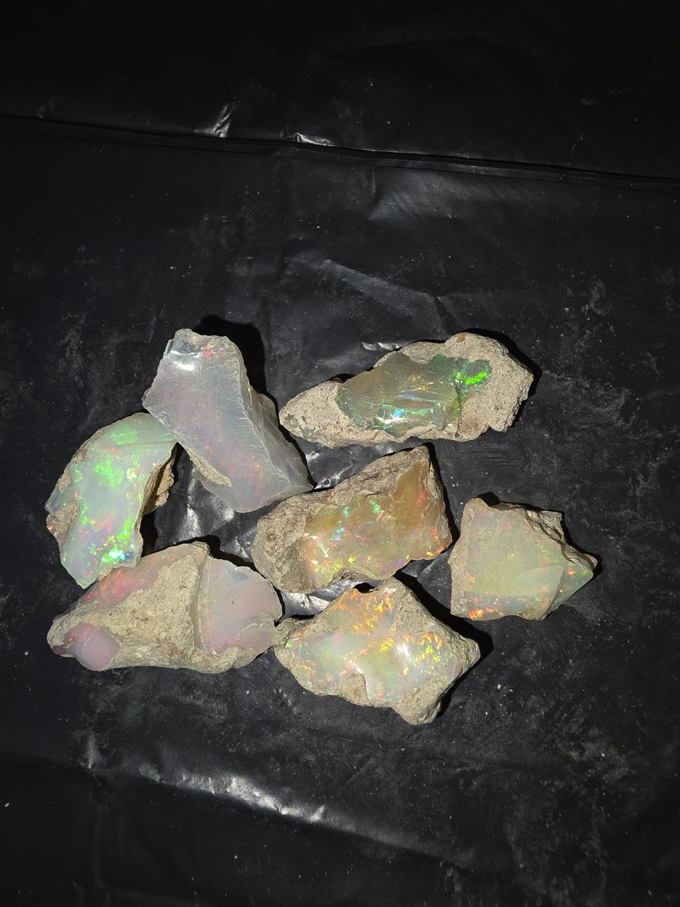 Micro-lot rough 7 stones Mixed Opal Ethiopian Welo, 88.5 ct rough, natural