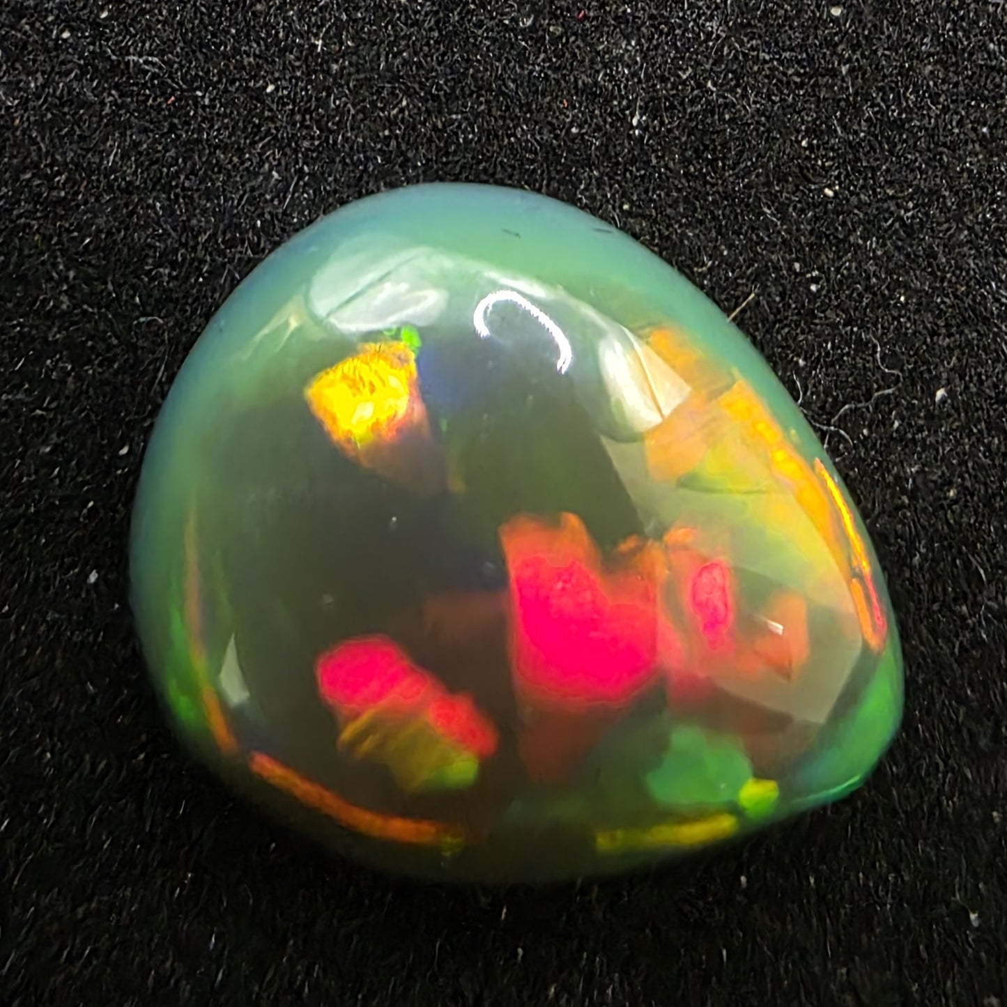 Black Opal special Ethiopian Welo, 6.7 ct pear polished, natural