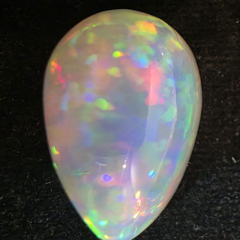White Opal Ethiopian Welo, 24.5 ct pear polished, natural