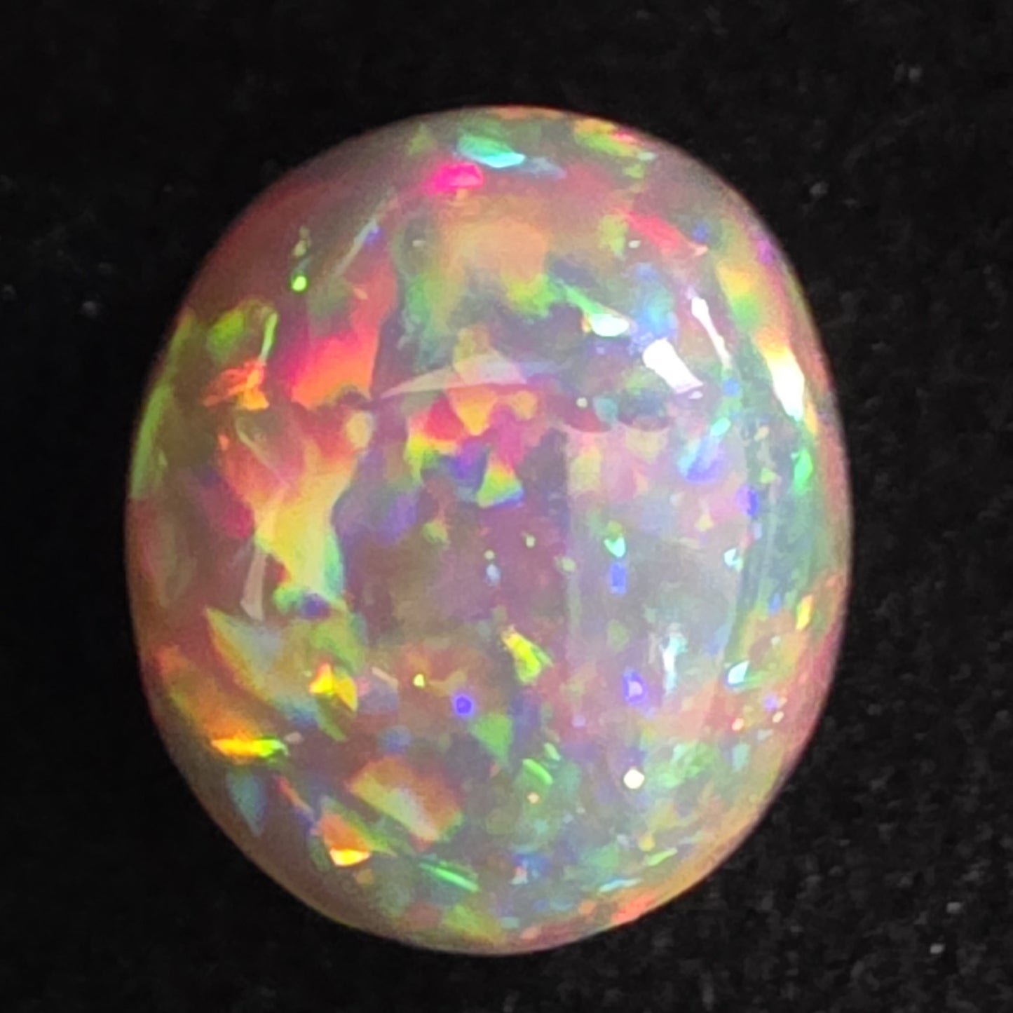 Perfect! Black Opal outstanding Ethiopian Welo, 5.45 ct oval polished, natural, intense Play-of-Colour