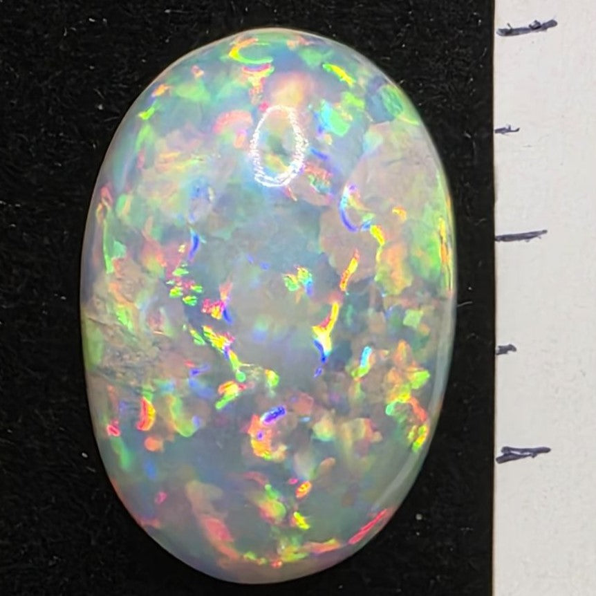 White Opal special Ethiopian Welo, 17.8 ct oval polished, natural