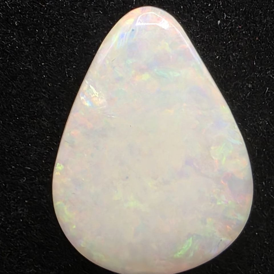 White Opal special Ethiopian Welo, 12.7 ct pear polished, natural
