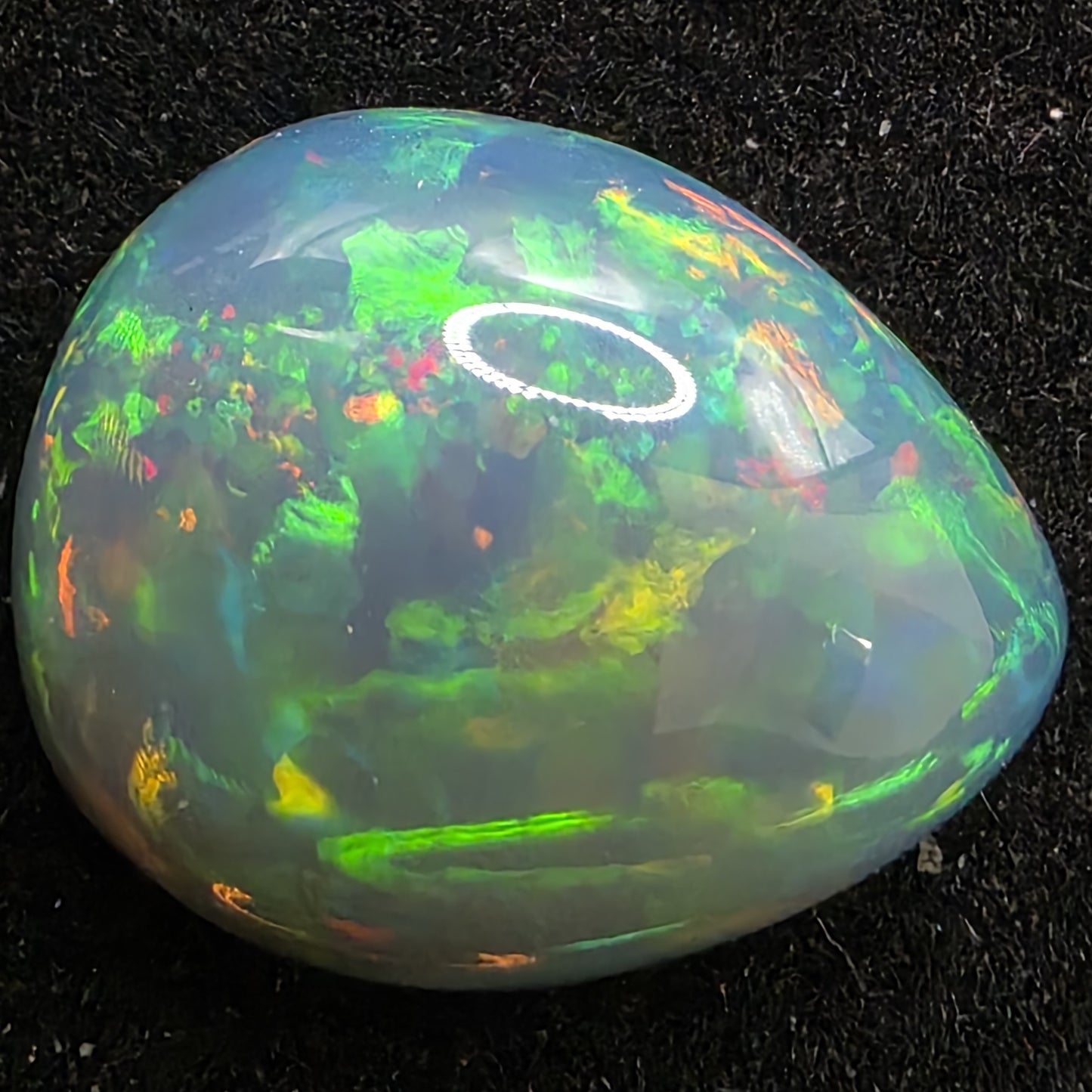 Black Opal special Ethiopian Welo, 5.45 ct pear polished, natural