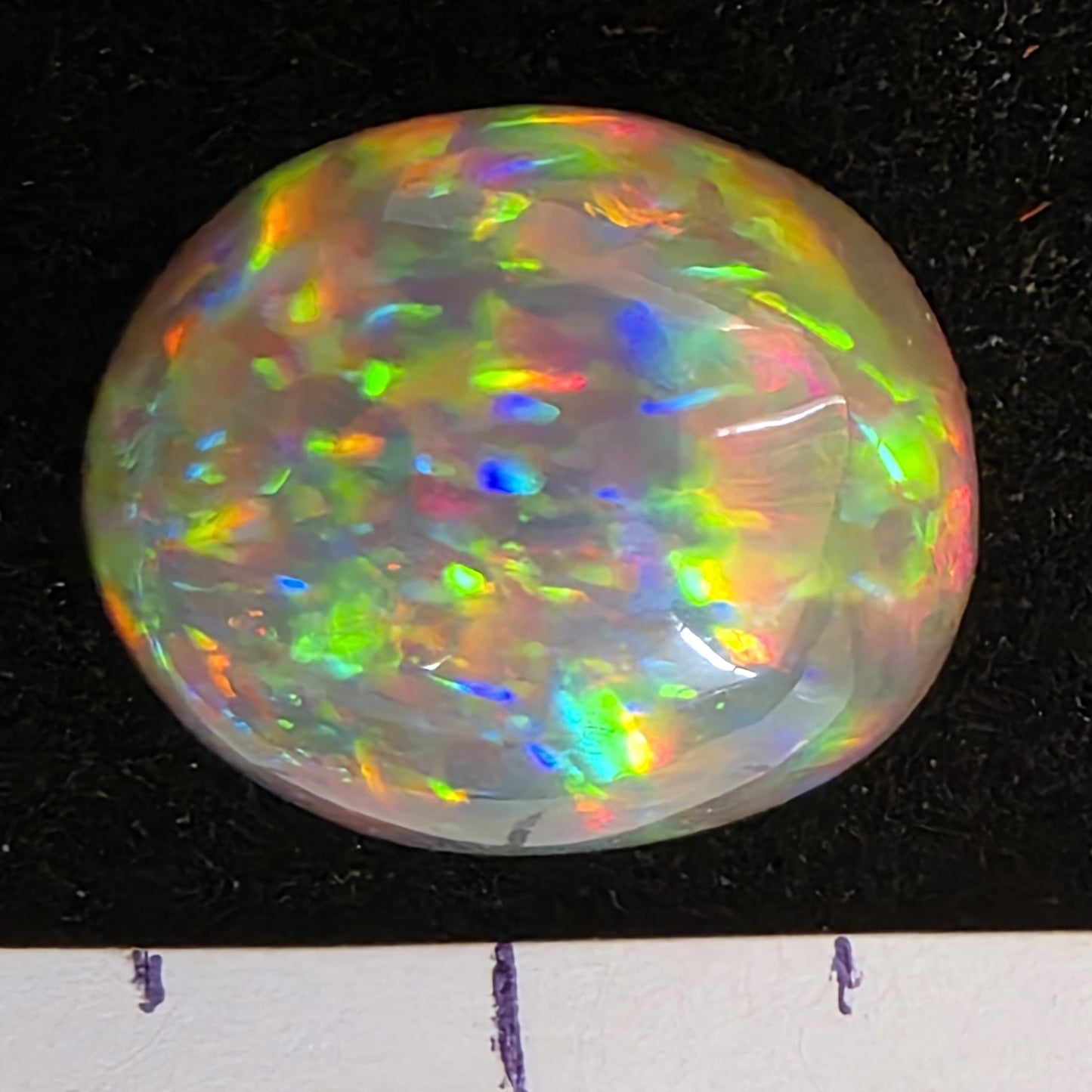 Perfect! Black Opal outstanding Ethiopian Welo, 5.45 ct oval polished, natural, intense Play-of-Colour