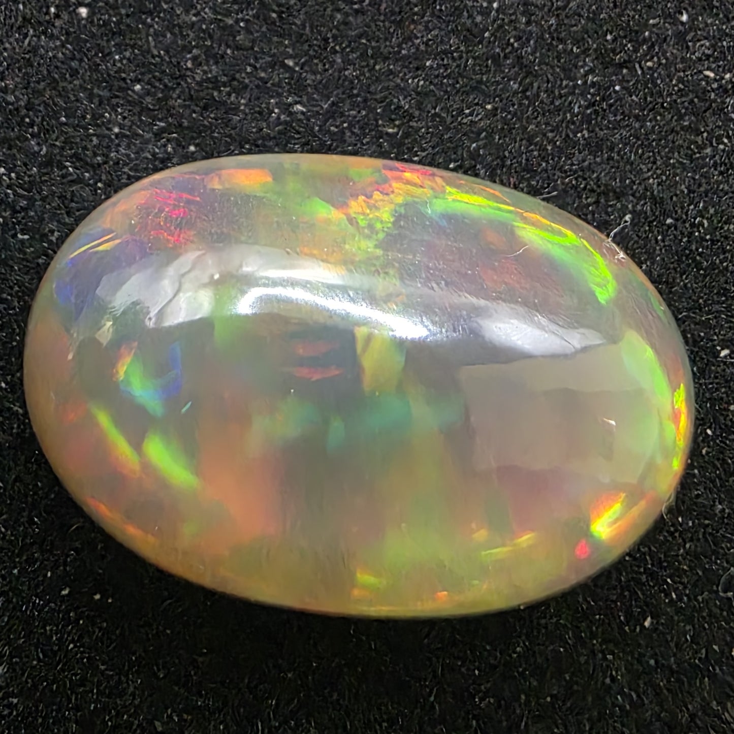 Honey Opal Ethiopian Welo, 9.25 ct oval polished, natural