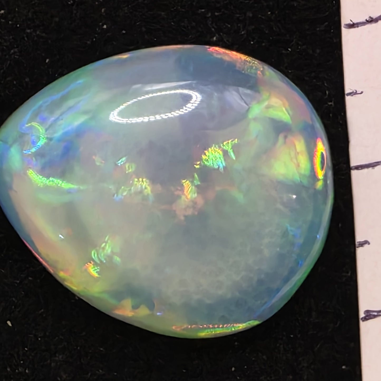 White Opal special Ethiopian Welo, 15 ct pear polished, natural