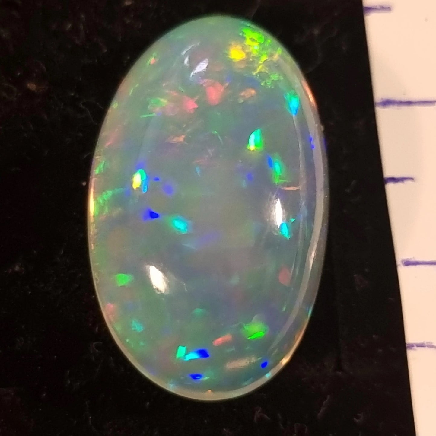 White Opal Ethiopian Welo, 12.3 ct oval polished, natural