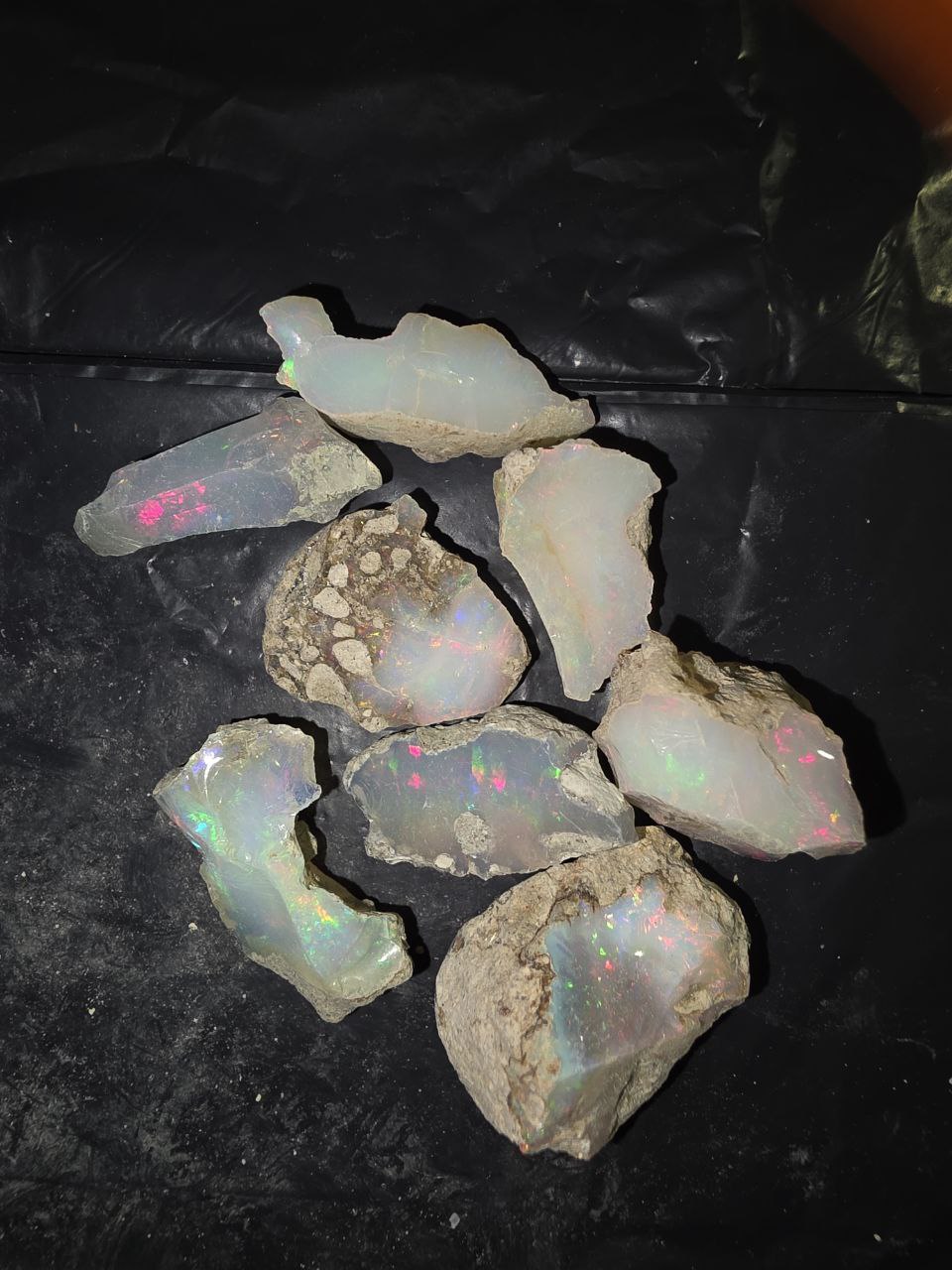 Micro-lot rough 8 stones Mixed Opal Ethiopian Welo, 116 ct rough, natural