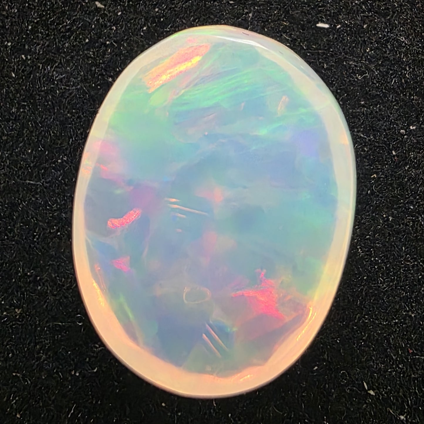 White Opal Ethiopian Welo, 8.5 ct oval polished, natural