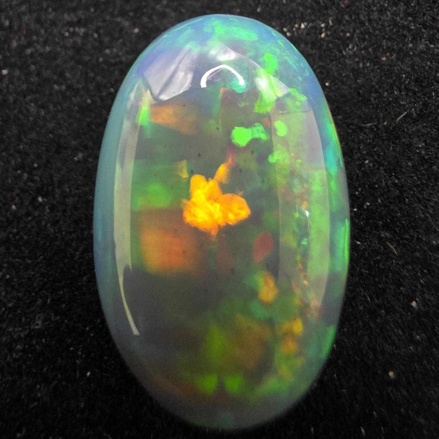 Black Opal special Ethiopian Welo, 12.4 ct oval polished, natural