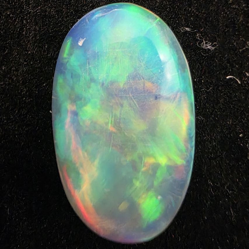 Crystal Opal Ethiopian Welo, 6.8 ct oval polished, natural