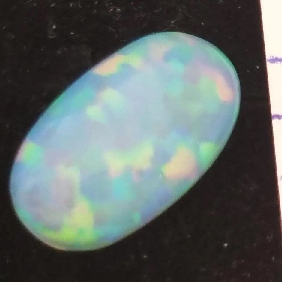 White Opal Ethiopian Welo, 5.5 ct oval polished, natural
