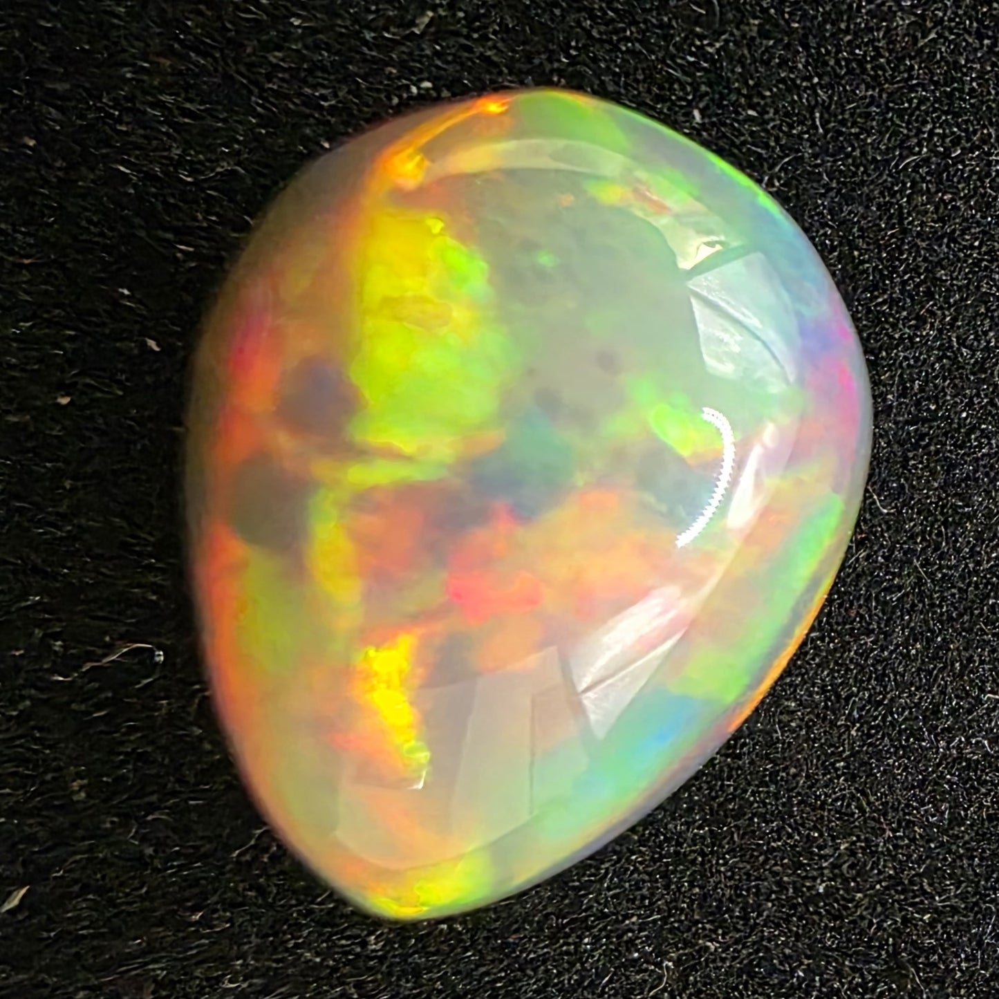 Black Opal special Ethiopian Welo, 3.85 ct pear polished, natural, intense Play-of-Colour
