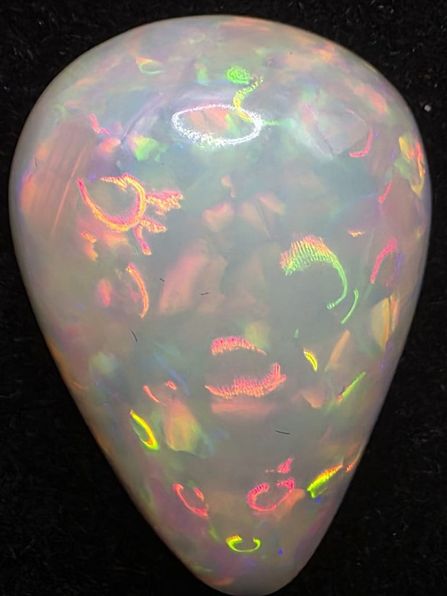 White Opal special Ethiopian Welo, 12.7 ct pear polished, natural