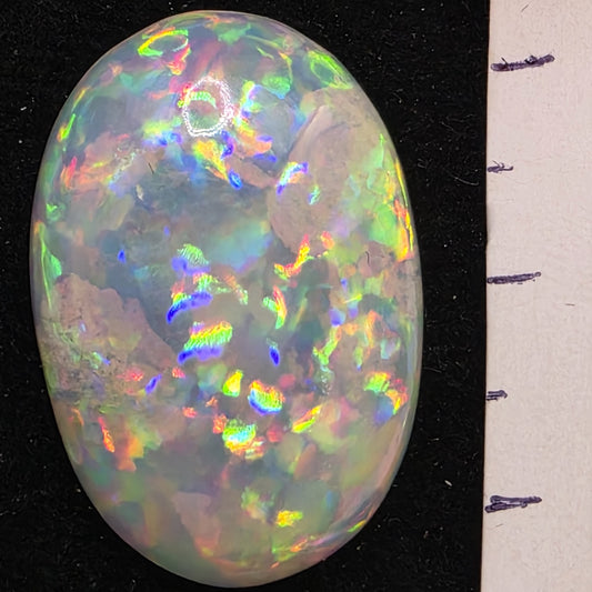 White Opal Ethiopian Welo, 3.45 ct oval polished, natural