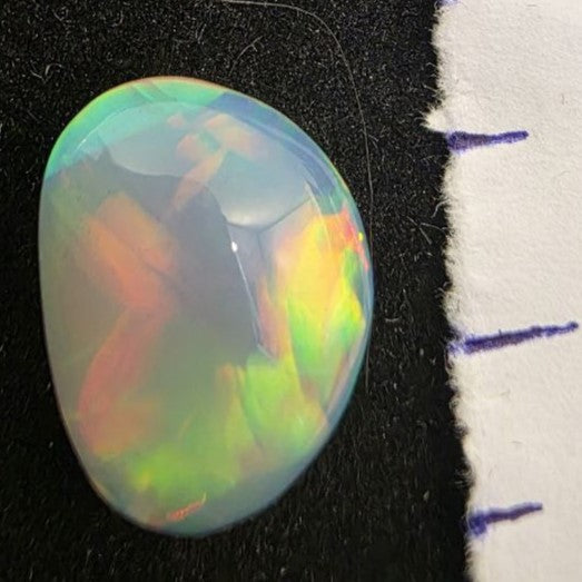 White Opal Ethiopian Welo, 5.85 ct freeform polished, natural