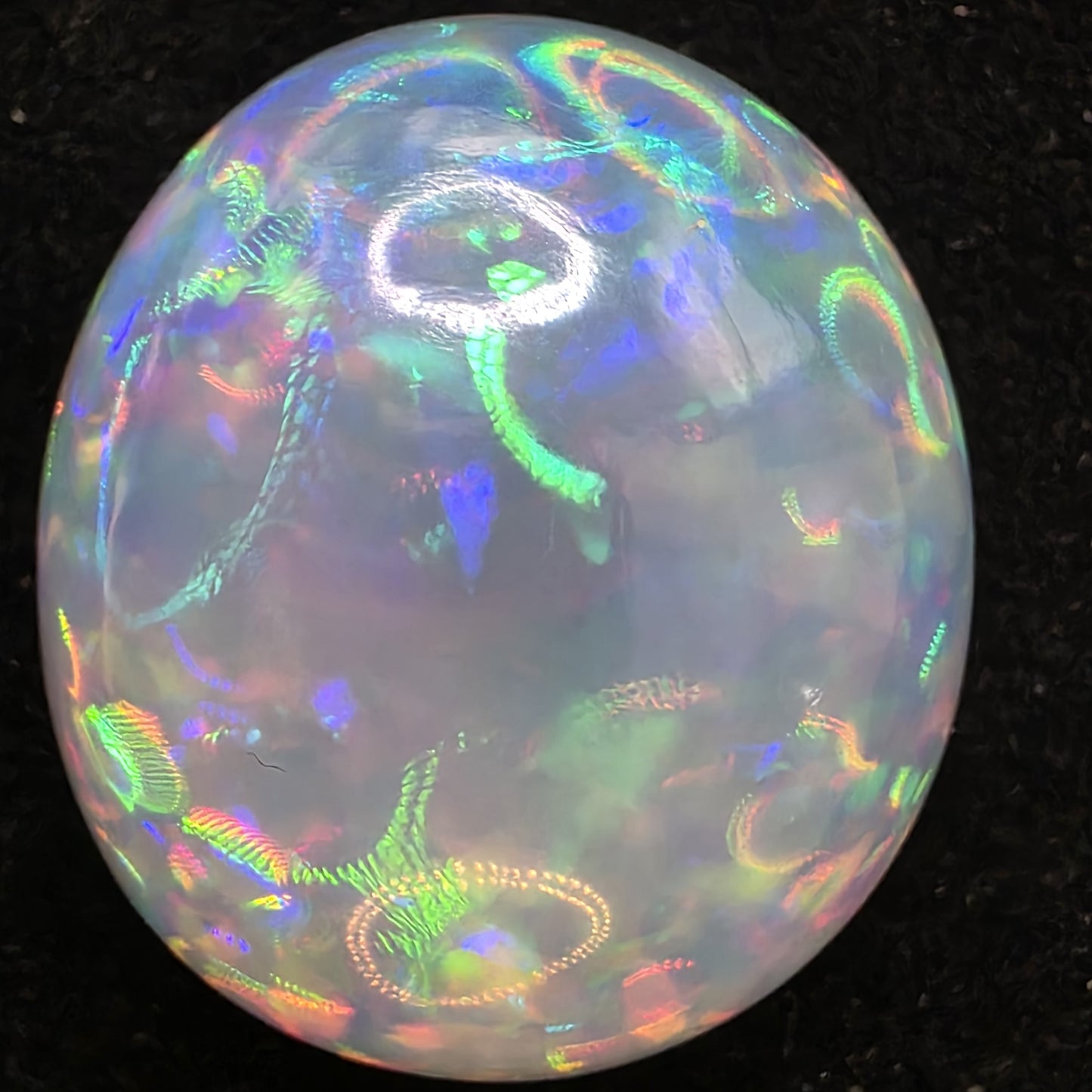 Crystal Opal special Ethiopian Welo, 34.7 ct oval polished, natural