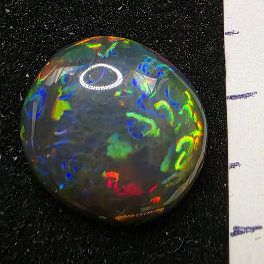 Black Opal special Ethiopian Welo, 5 ct oval polished, natural