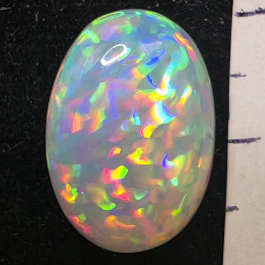 White Opal special Ethiopian Welo, 7.6 ct oval polished, natural