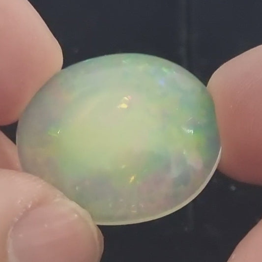 Crystal Opal special Ethiopian Welo, 23 ct oval polished, natural